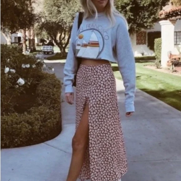 Reformation Red Floral Zoe Skirt - Picture 6 of 10